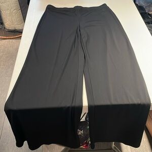 White House Black Market black flowy pants NWT